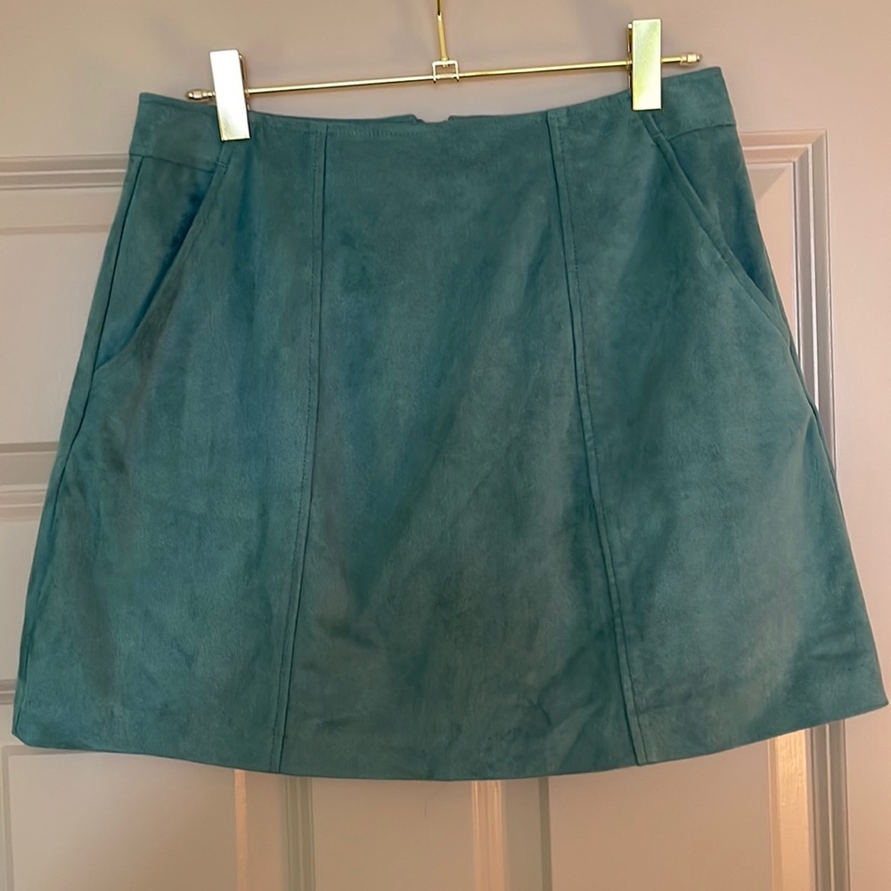 Kendall + Kylie Faux Suede Pencil Skirt small